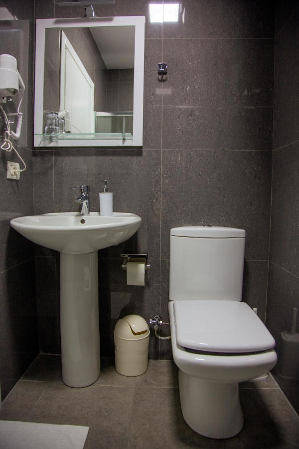 Hotel Nuestra Casa Tirana Zewnętrze zdjęcie