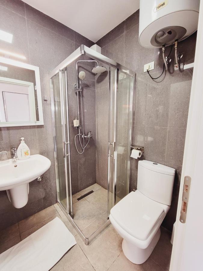 Hotel Nuestra Casa Tirana Zewnętrze zdjęcie