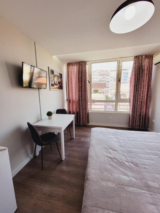 Hotel Nuestra Casa Tirana Zewnętrze zdjęcie