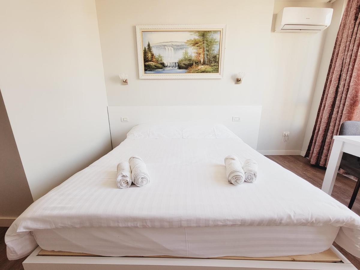 Hotel Nuestra Casa Tirana Zewnętrze zdjęcie