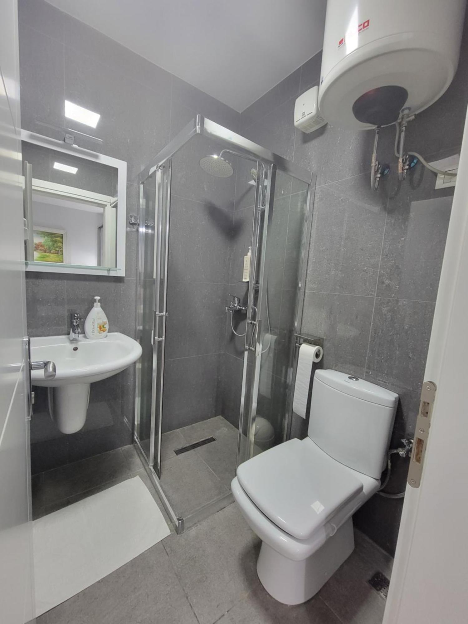Hotel Nuestra Casa Tirana Zewnętrze zdjęcie